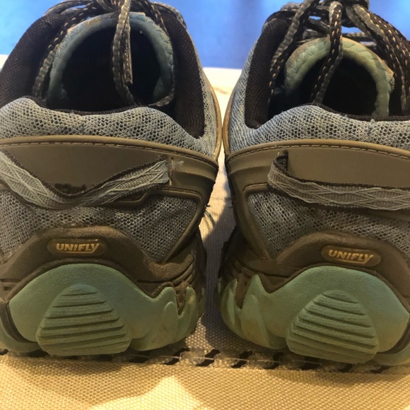 Merrell Women Lt.Blue/Gray Low Top Hiking Walking Shoe 7 - Picture 3 of 4